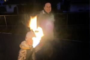 Martinstag-2023-Fackeltraeger01GroagaNielebockD2023-11-11